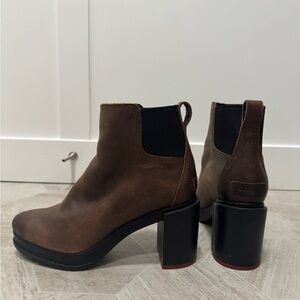 Sorel Blake Boot 9.5 Leather Chunky Heel Chelsea Boot